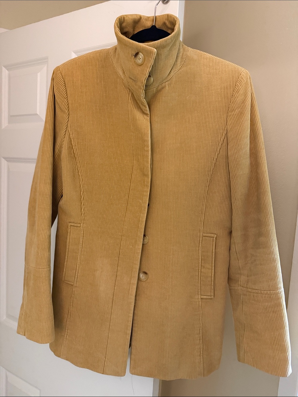 Vintage Express Women’s Tan Corduroy Jacket